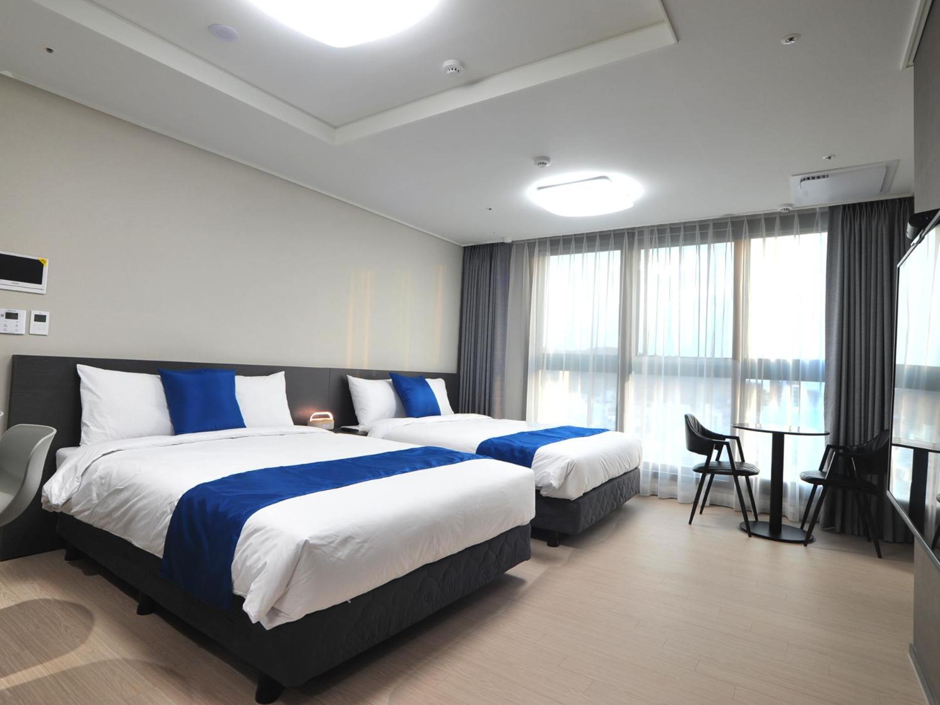 Coopstay Yeosu Hotel Экстерьер фото