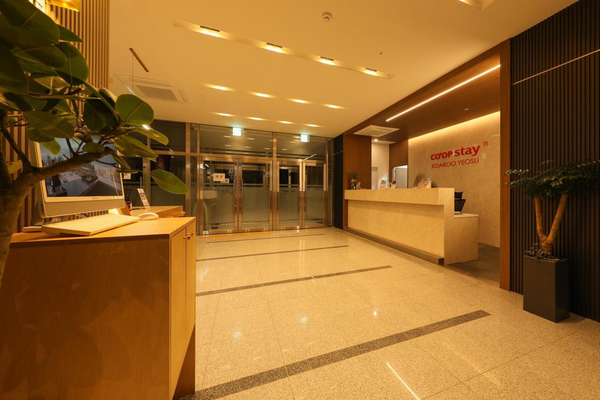Coopstay Yeosu Hotel Экстерьер фото